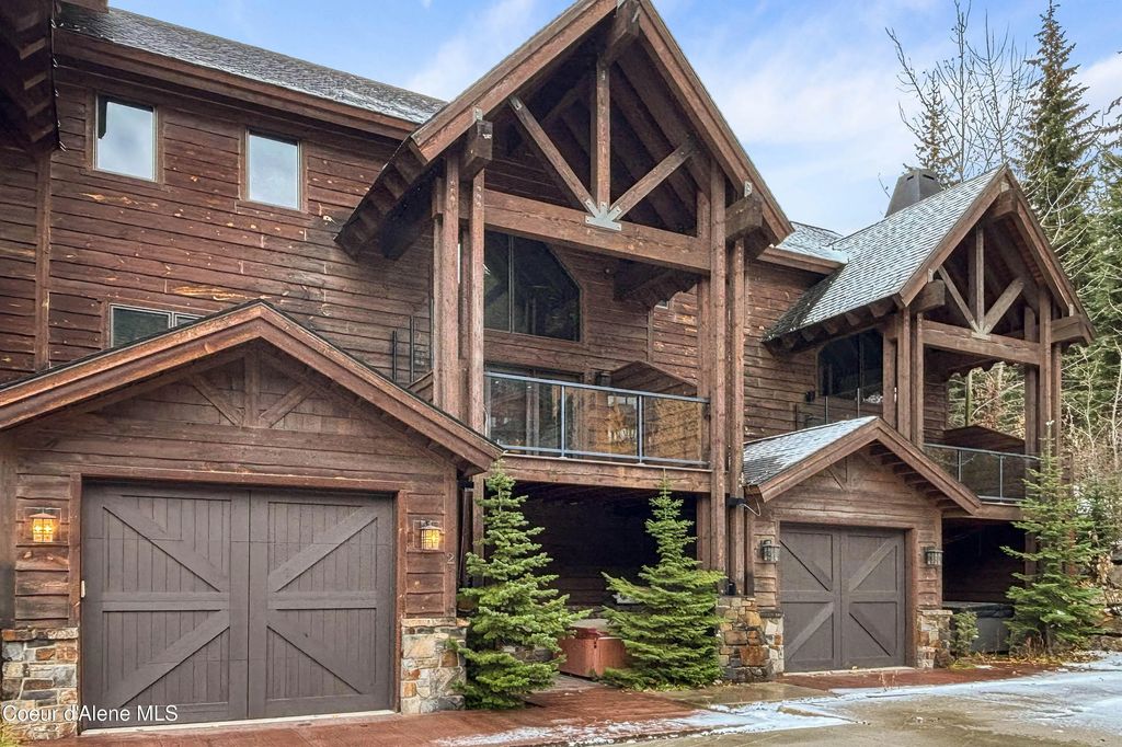 38 Avalanche Rd # 2, Sandpoint