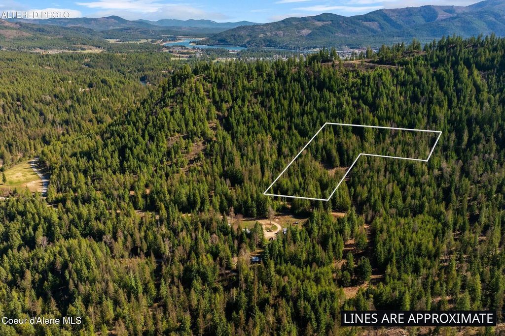 Lot 2 Cedar Acres, Priest River