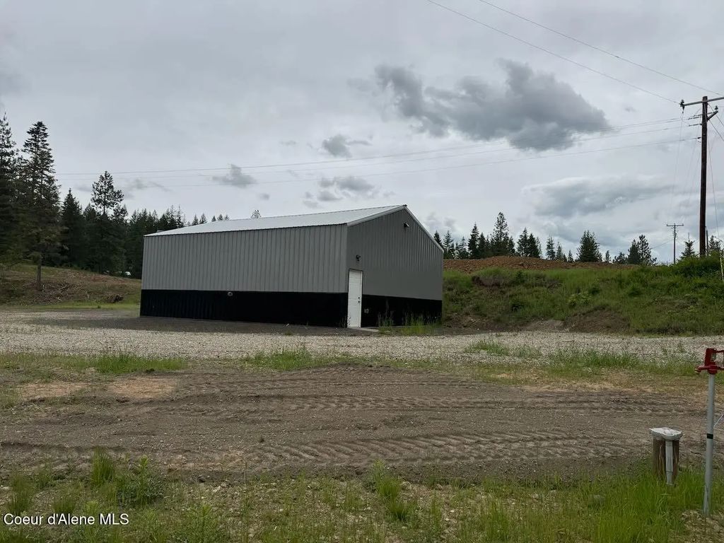 77997 State Highway 3, St. Maries
