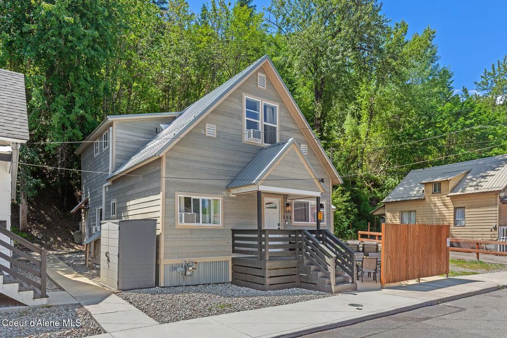 804 Residence St, Wallace