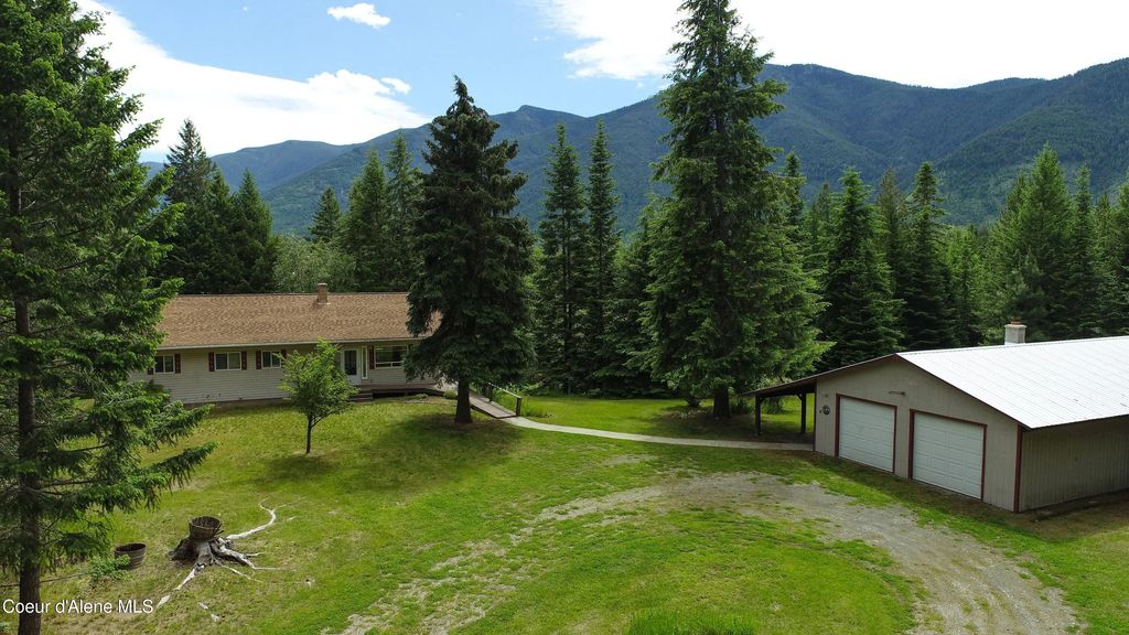 3228 Kootenai Trail Rd, Bonners Ferry