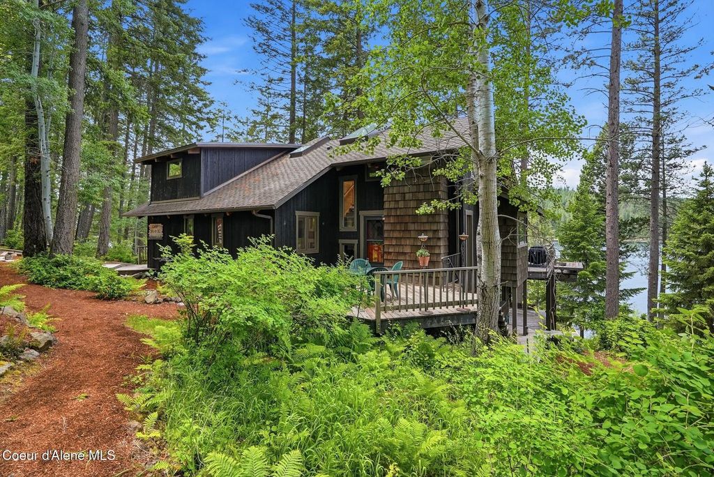 3337 S Lands End Rd, Coeur d'Alene