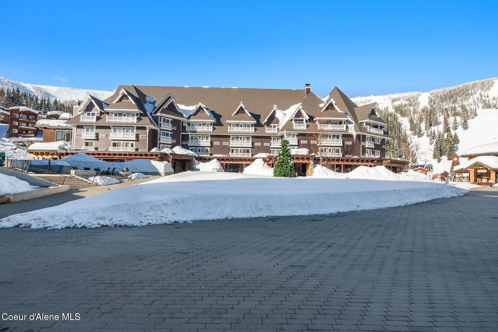 72 Great Escape Rd 409/411, Sandpoint