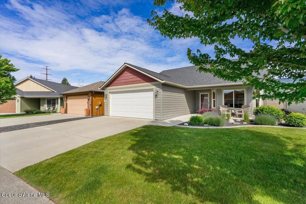 7881 W Kayak Ct, Rathdrum