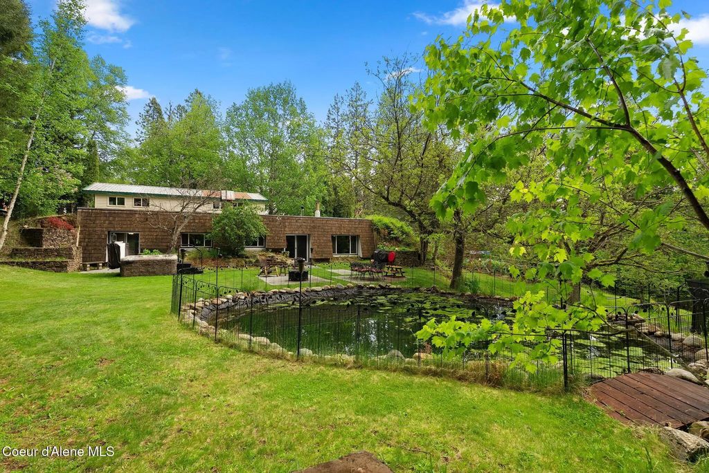 272 Hidden Spring Rd, Sandpoint