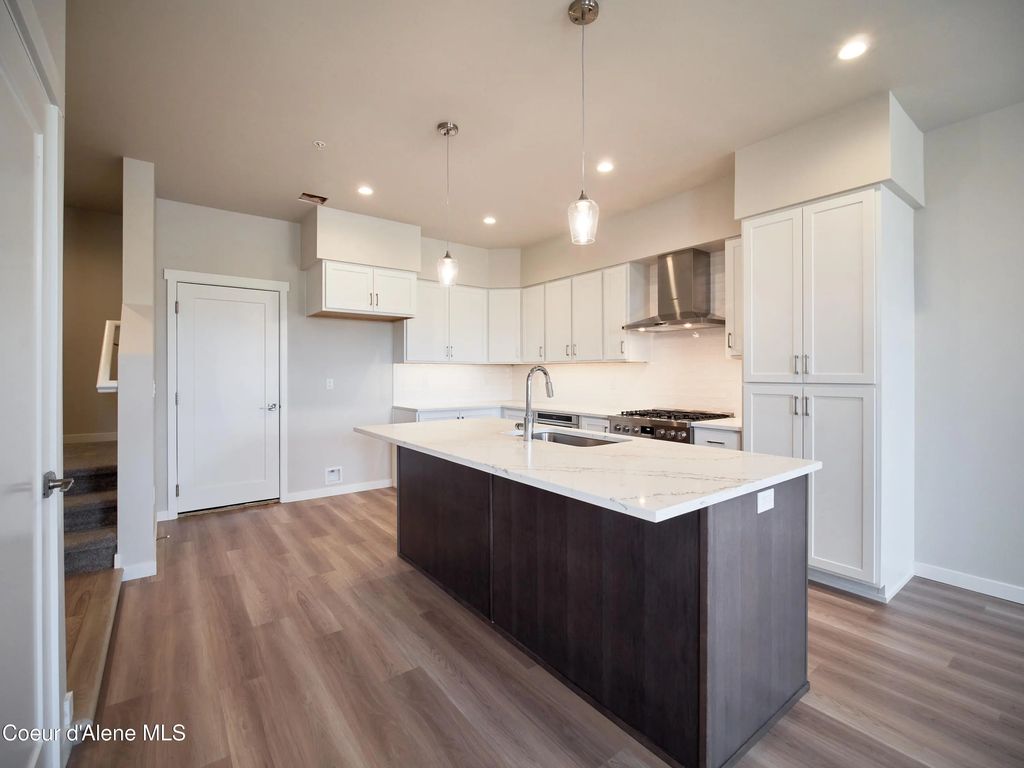 1042 E 4th Ave, Post Falls