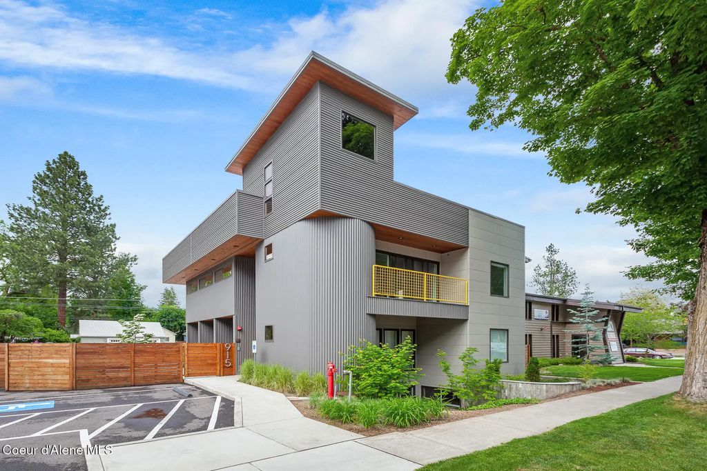 915 E Sherman Ave C, Coeur d'Alene