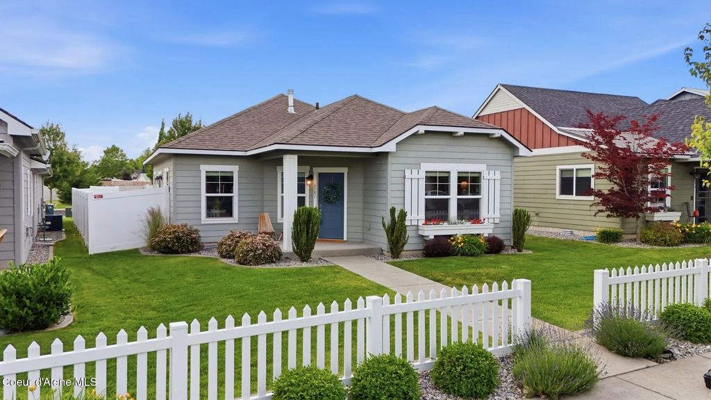 6581 N Descartes Dr, Coeur d'Alene