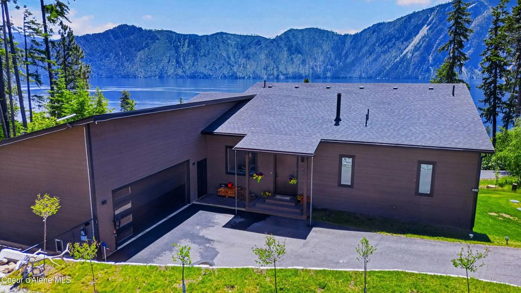 20138 E Cape Horn Rd, Bayview