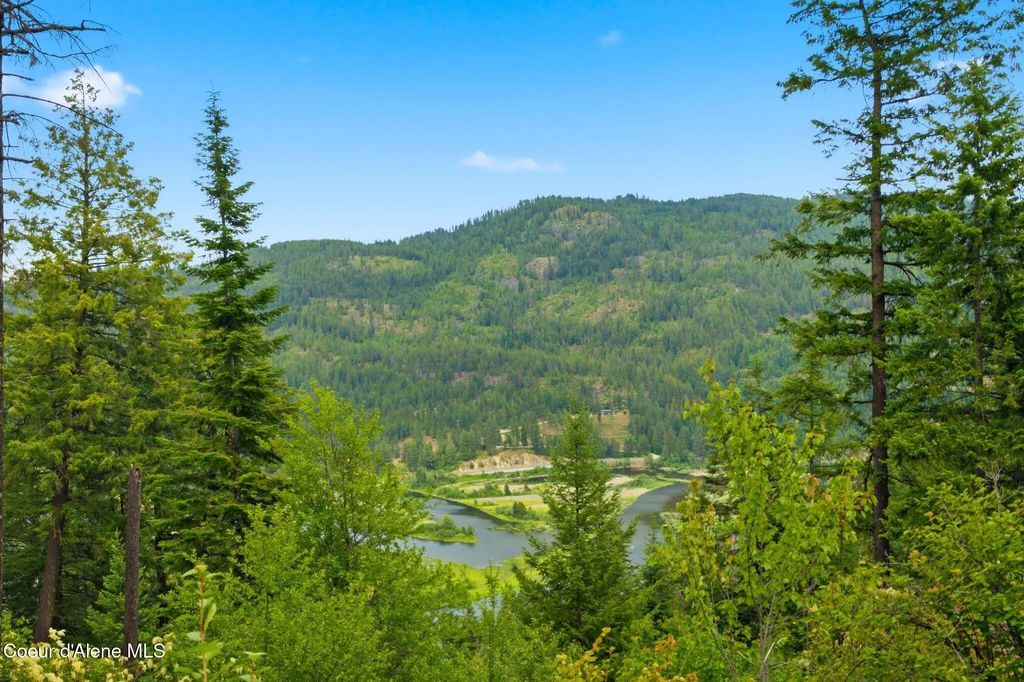 G10 Forest Highland, Sandpoint