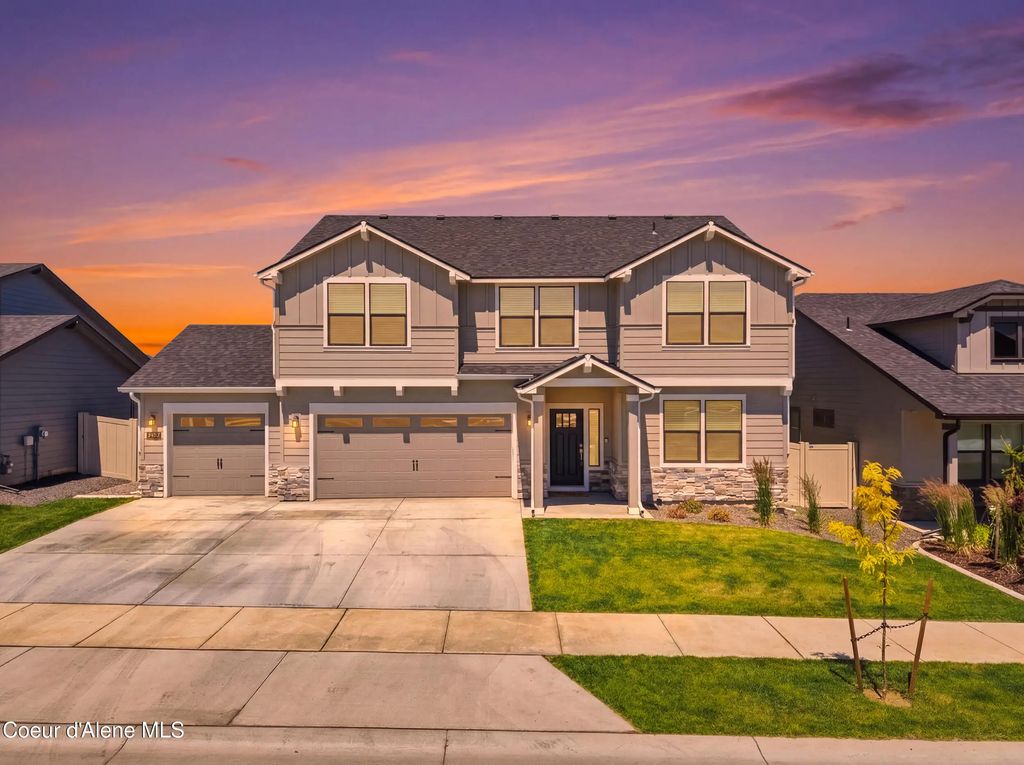 2450 W Victor Loop, Coeur d'Alene