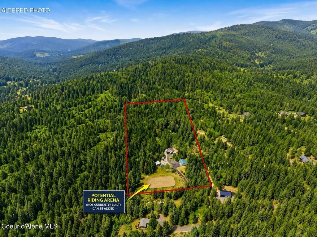 8973 W Barrett Dr, Rathdrum