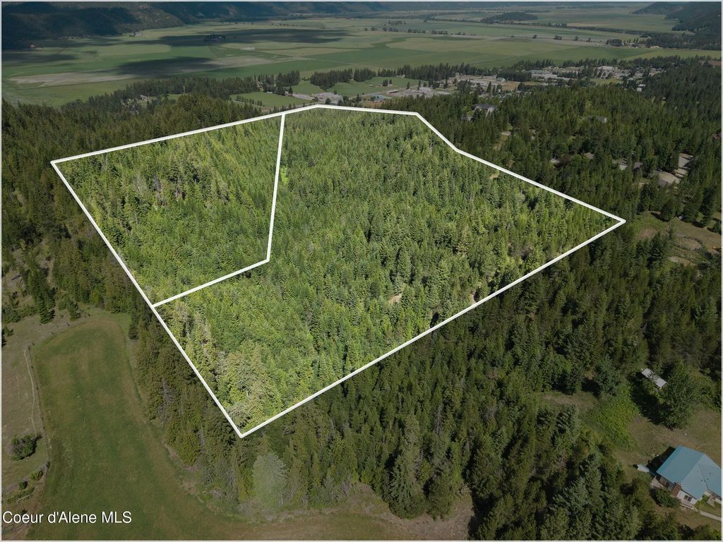 Nna Treetop Bluff, Bonners Ferry