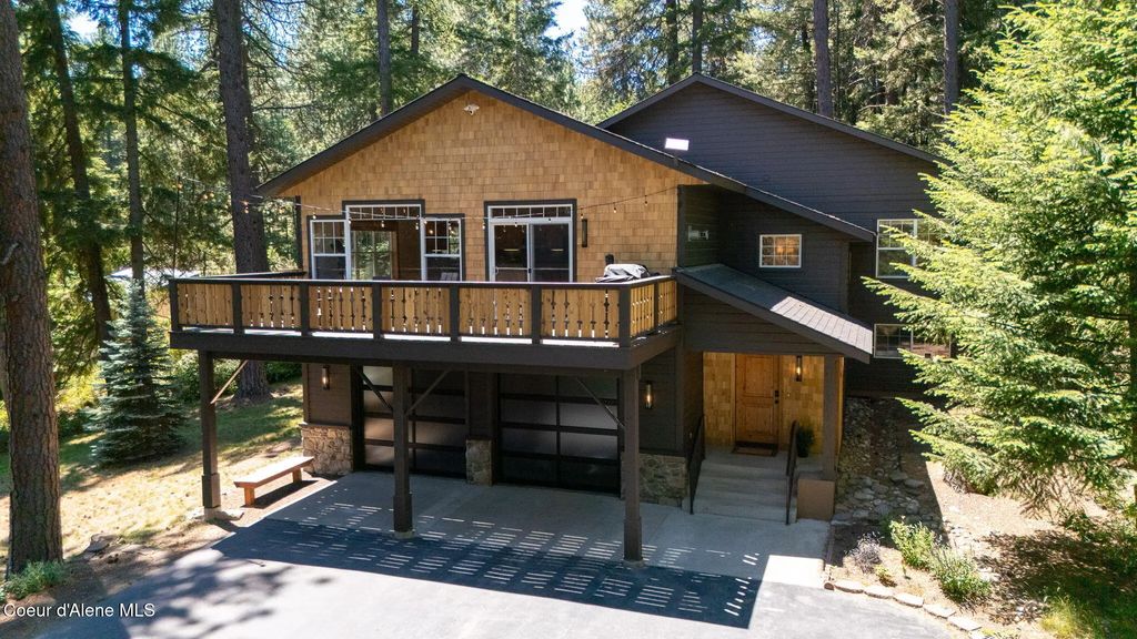 316 Brisboys Rd, Sagle