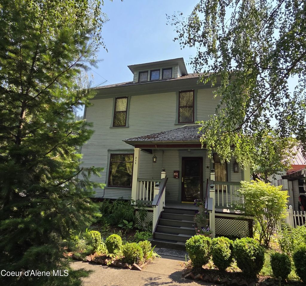 211 2nd St, Wallace