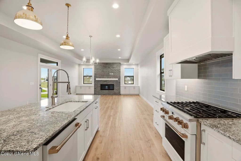 4447 W Hide Away Ln, Coeur d'Alene