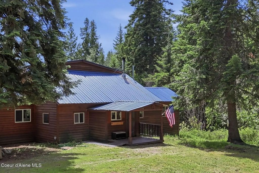 2307 Gold Creek Ridge Rd, Sandpoint