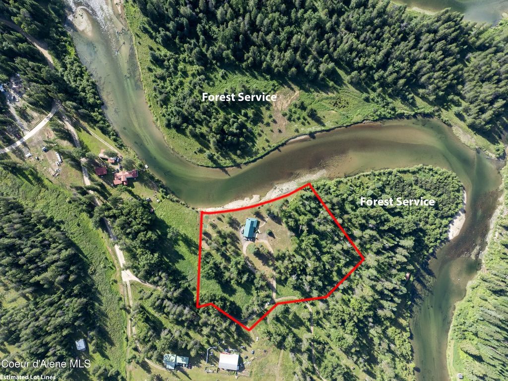 5653 Gleason Mcabee Falls Rd, Priest River