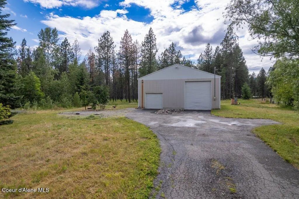 16907 N Trails End Rd, Rathdrum