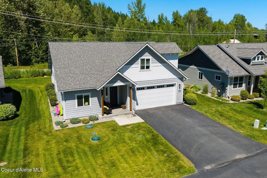 87 Hanson Ct, Dover