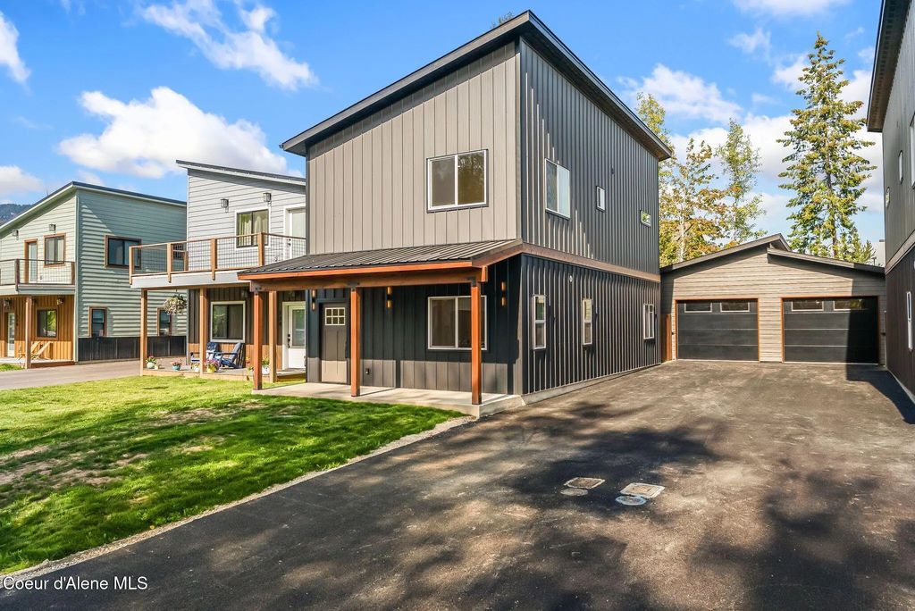 140 Carnelian Ave, Ponderay