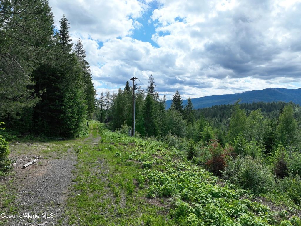 2489 N North Center Valley Rd, Sandpoint