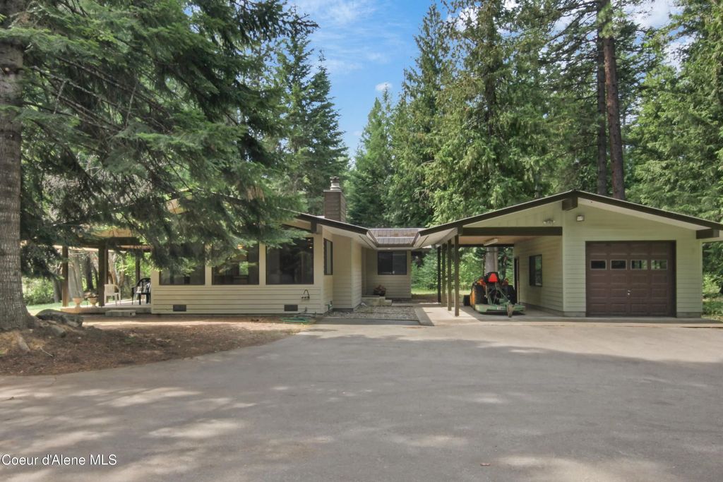 150 Denali Rd, Sagle