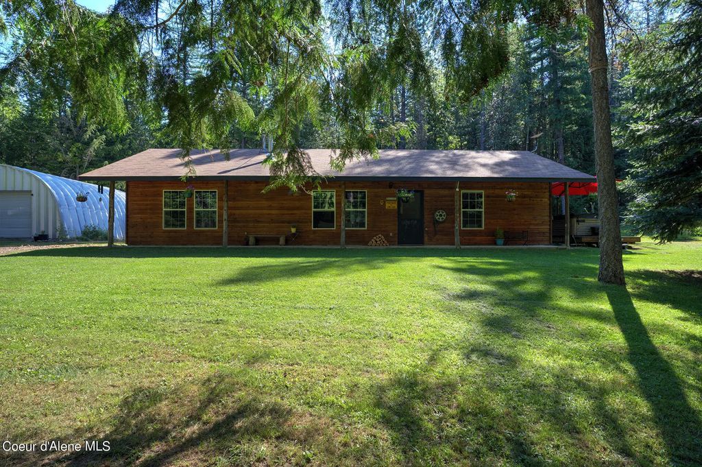 106 Hidden Forest Way, Sandpoint