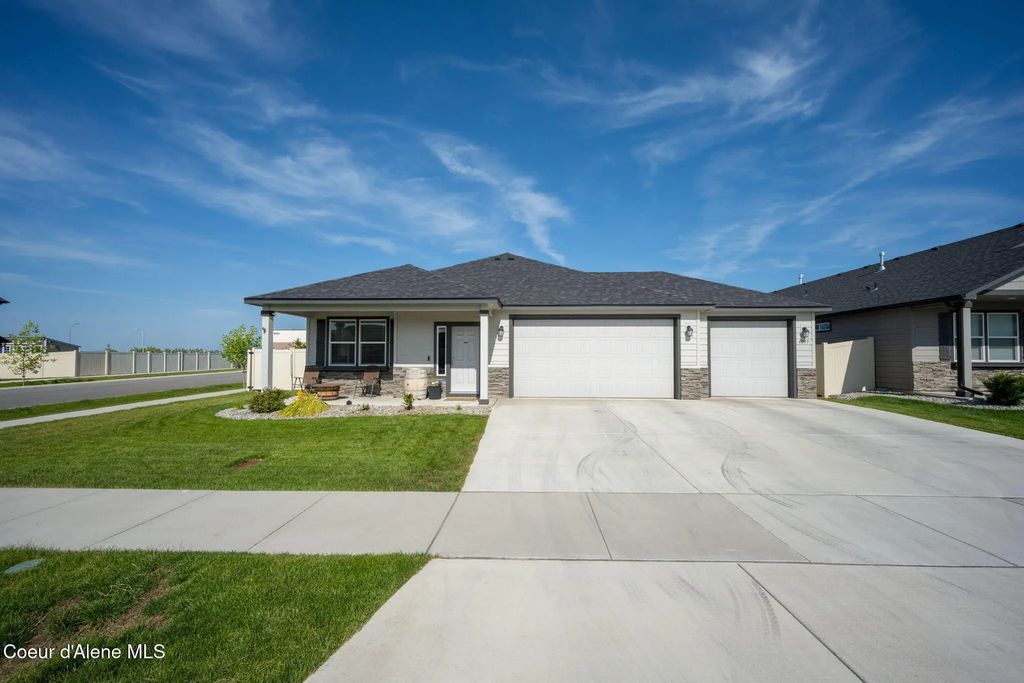 4249 N May Ella Loop, Post Falls