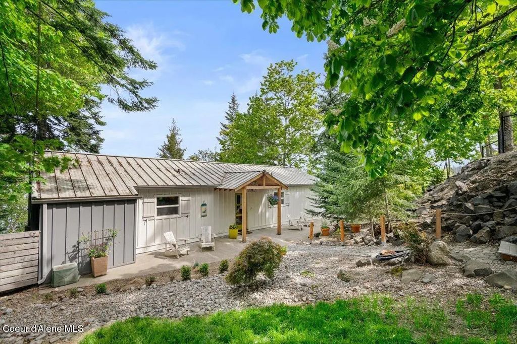 2937 E Upper Hayden Lake Rd, Hayden
