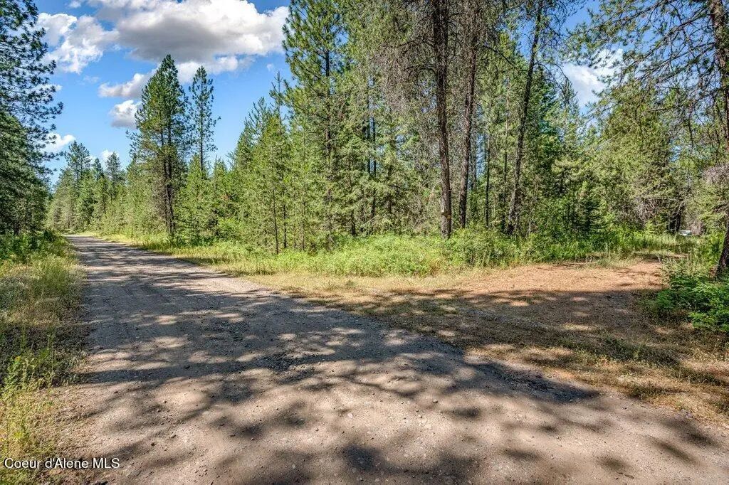2013 Homestead Rd, Athol