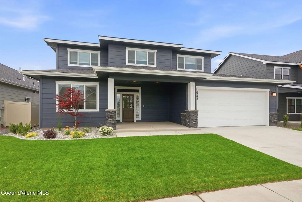 3283 N Segar Loop, Post Falls