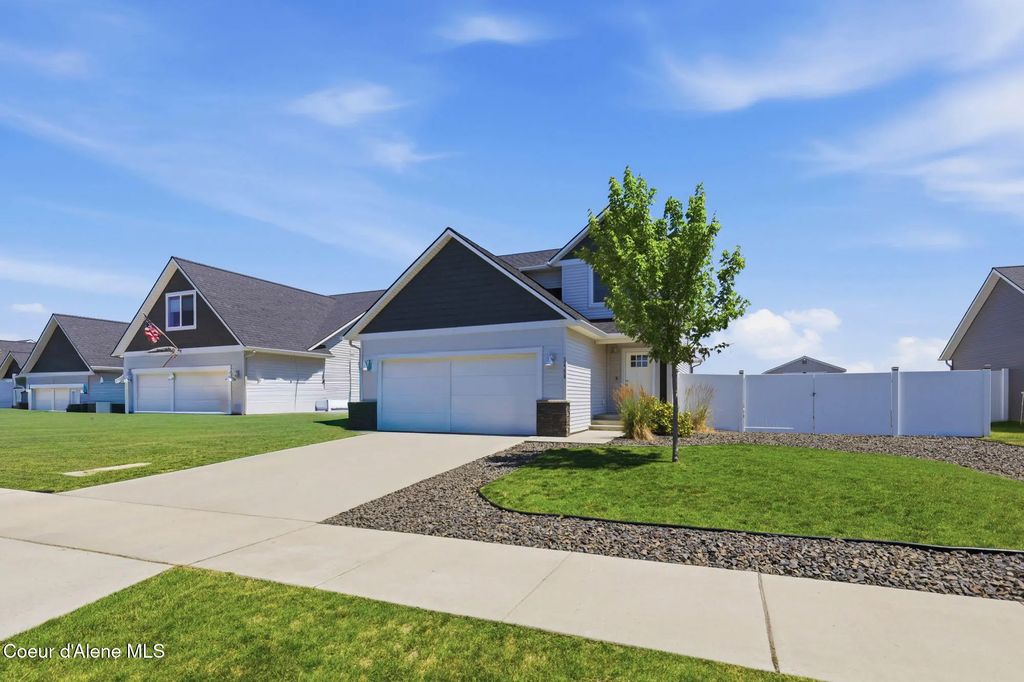 12398 N Cavanaugh Dr, Rathdrum