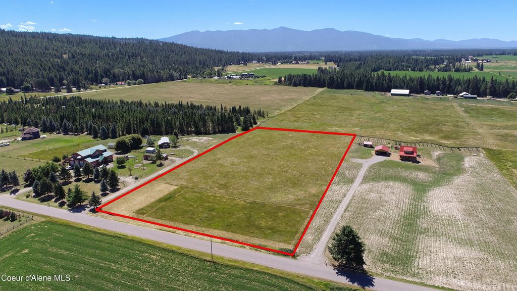 Nna Fawn Ln, Bonners Ferry