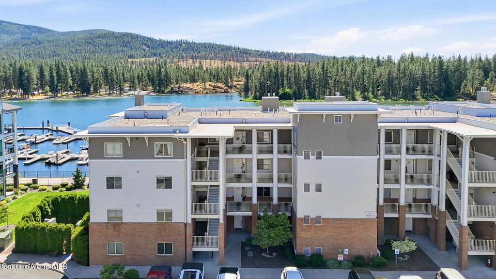 415 W Waterside Dr Apt 202, Post Falls