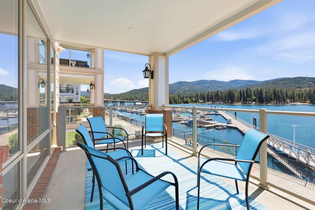 415 W Waterside Dr Apt 202, Post Falls