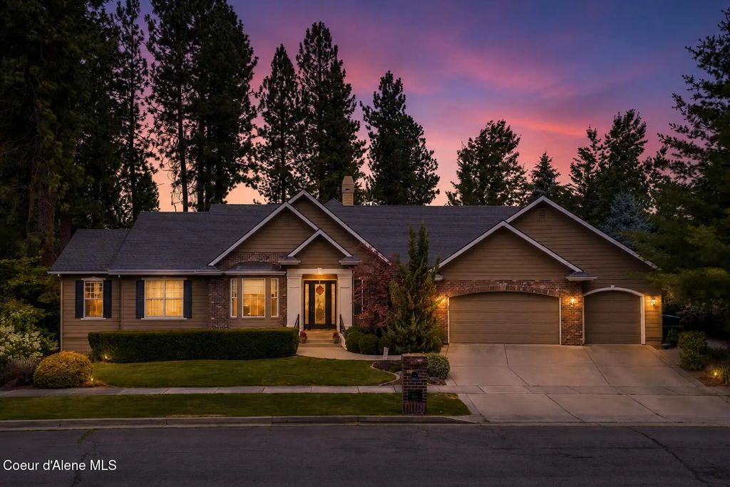 611 N Coles Loop, Post Falls