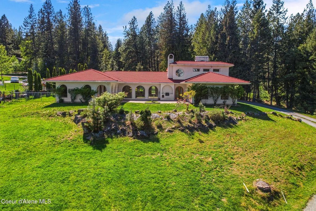 191 Indian Meadows Rd, Sandpoint