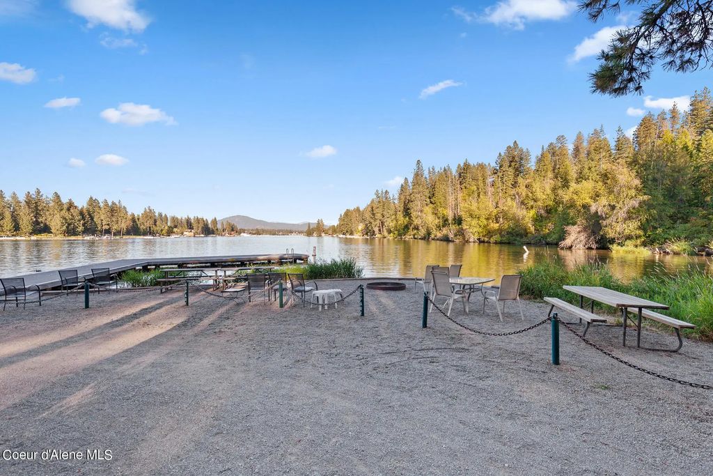 6562 W Harbor Dr, Coeur d'Alene