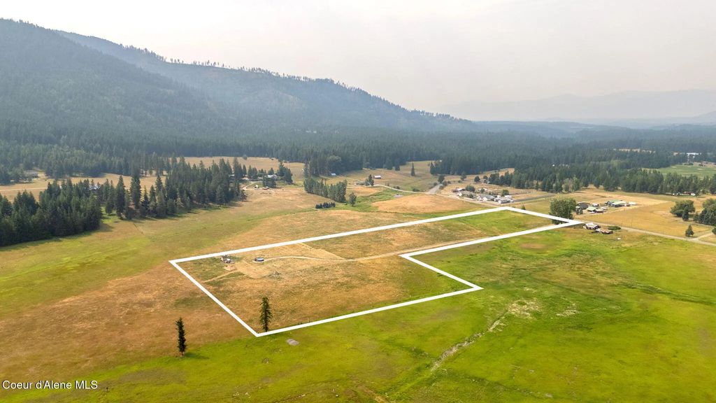 4289 Paradise Valley Rd, Bonners Ferry