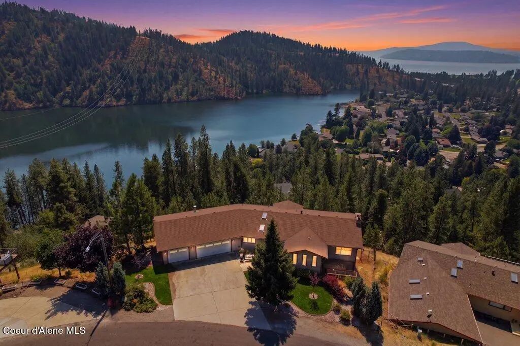 3110 E Fernan Hill Rd, Coeur d'Alene