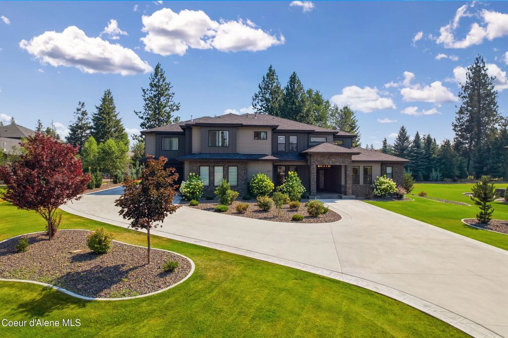 1227 E Bruin Loop, Hayden