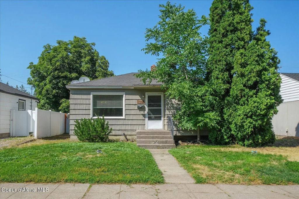 1317 E 33rd Ave, Spokane