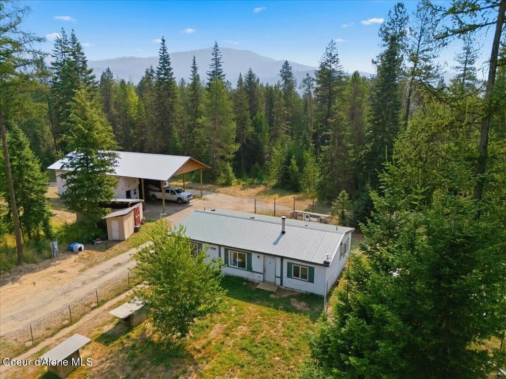 258 Nitty Gritty Ln, Priest River