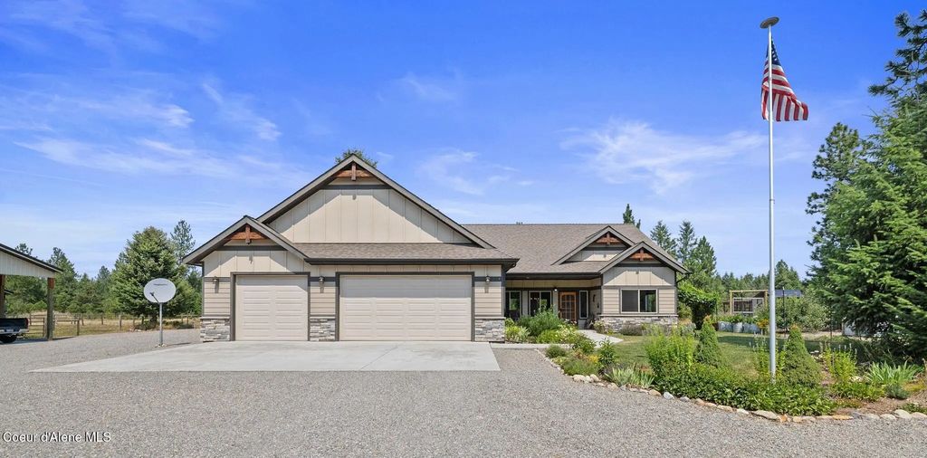 225 Aurora Way, Athol