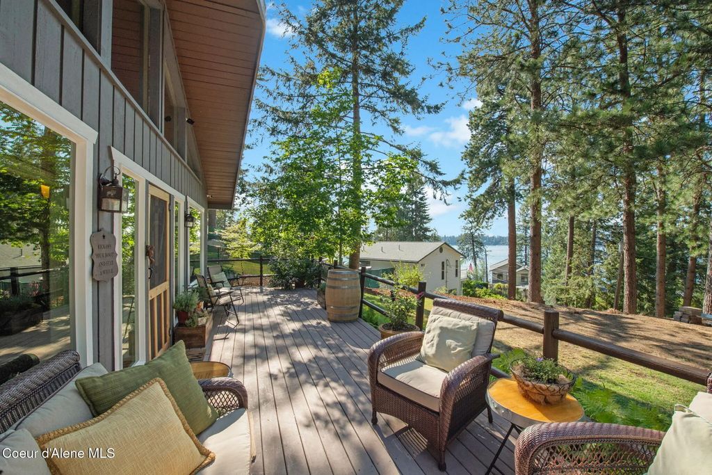 4676 E Hayden Lake Rd, Hayden
