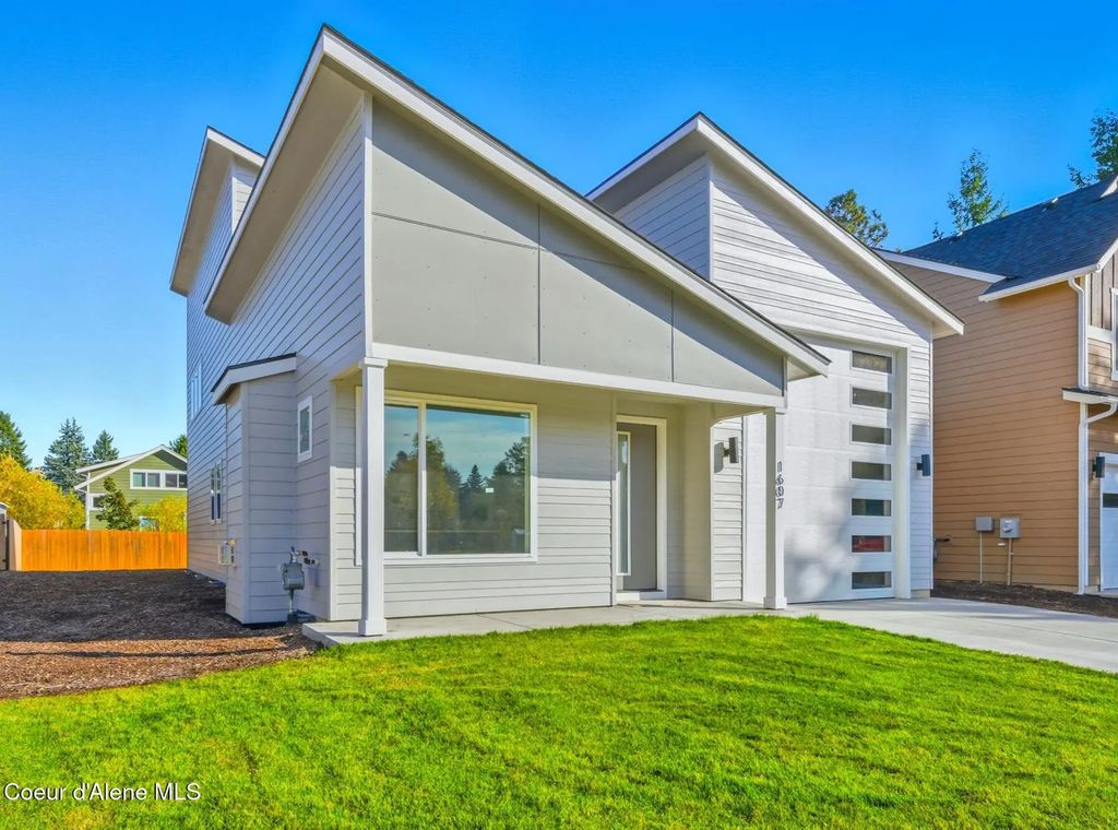 1607 Gondola Ct, Sandpoint
