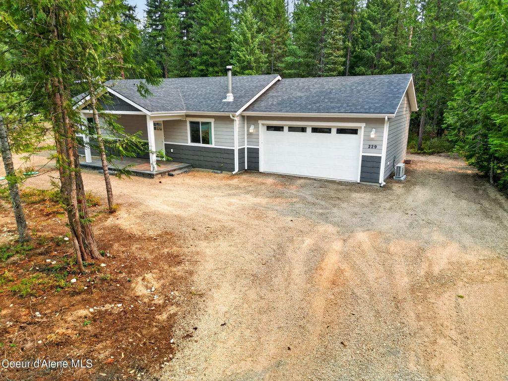229 Tracy Ln, Priest Lake