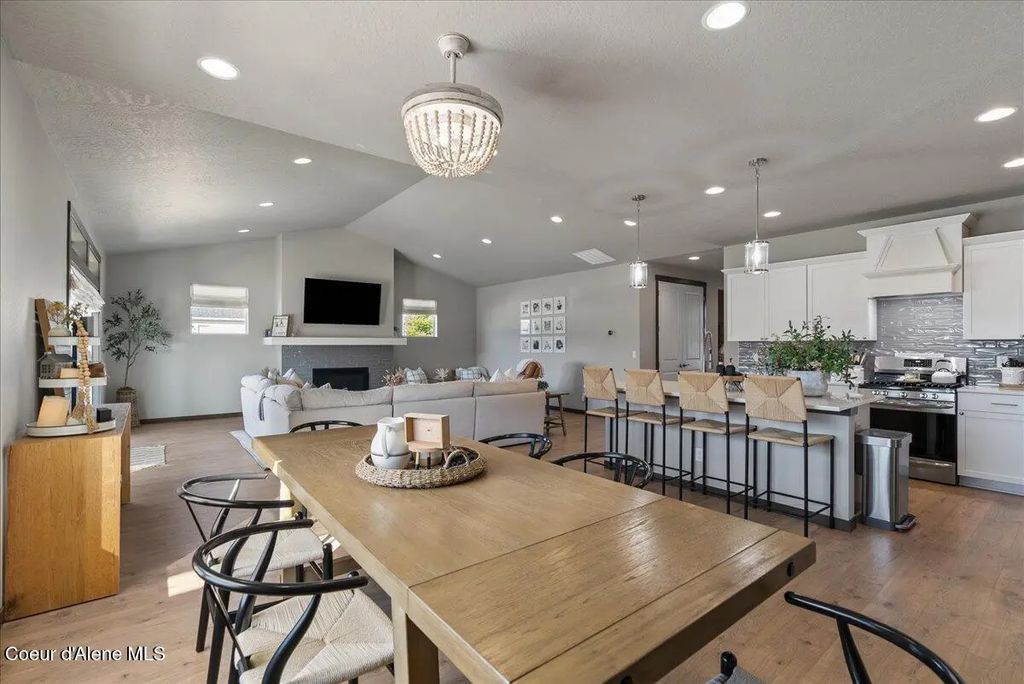 4332 W Enclave Way, Coeur d'Alene