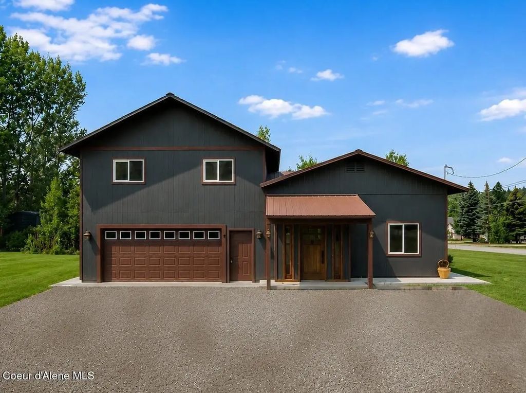 9 E Comeback Bay Ln, Sagle
